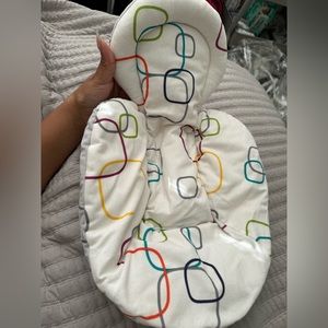 Mamaroo infant insert